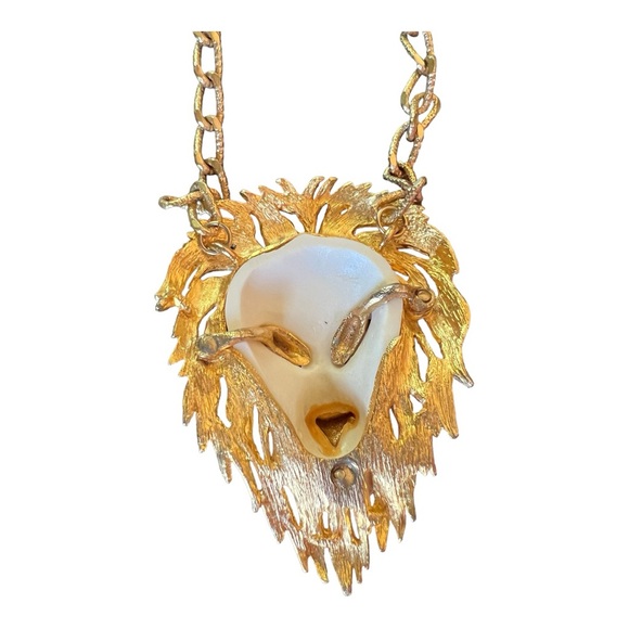 Razza Vintage Leo Lion Necklace - Picture 5 of 5